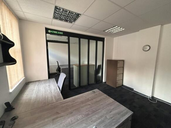 Ground Floor 1 - 4 Desks