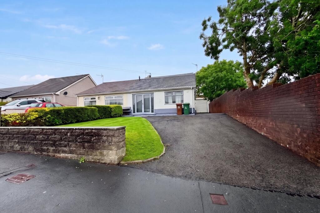 Main image of property: Pantycefn Road, Markham, Blackwood, NP12 0QD