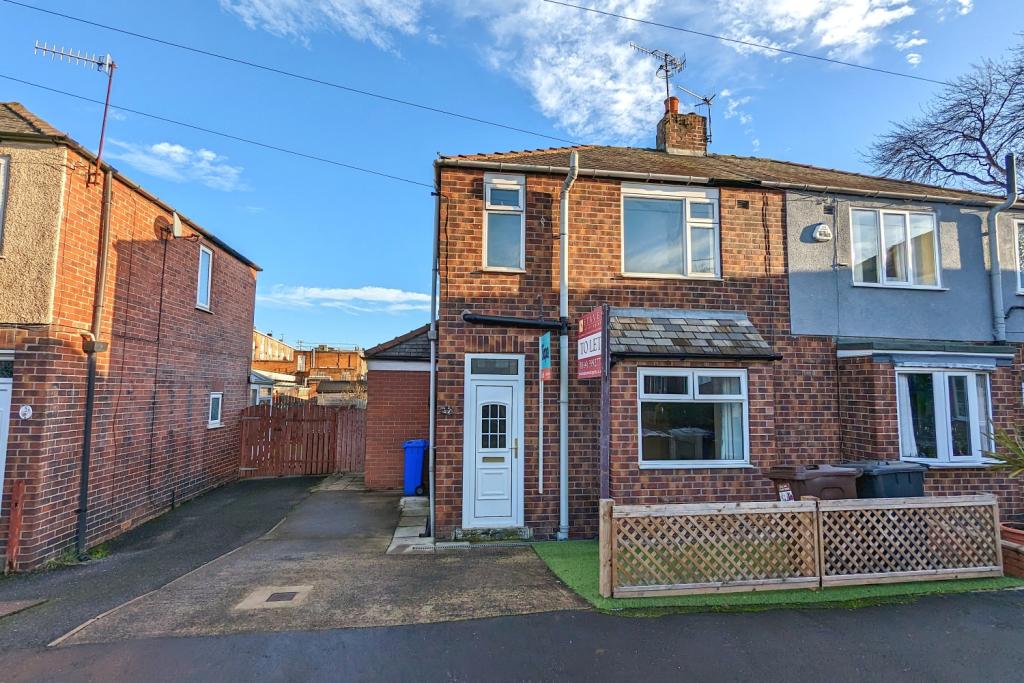 Main image of property: Rosedale Gardens, Sheffield, S11 8QB