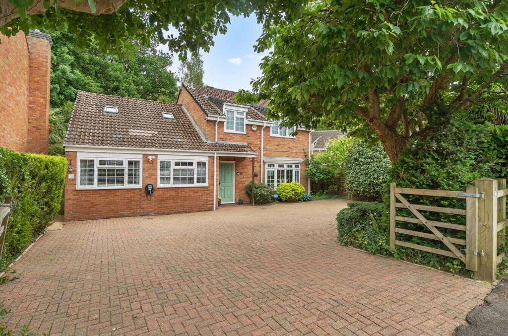 Main image of property: Clandon Drive, Boyatt Wood, Eastleigh, Hampshire, SO50