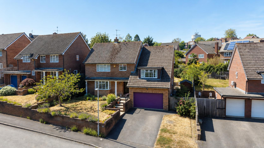 Main image of property: Fairway Avenue, Tilehurst, Reading