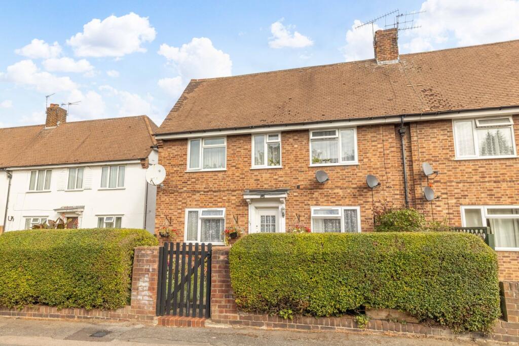 Main image of property: Beechwood Gardens, Slough, SL1