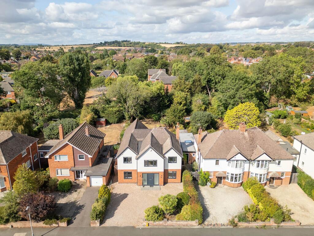 Main image of property: Brookvale Road, Stratford-Upon-Avon, CV37