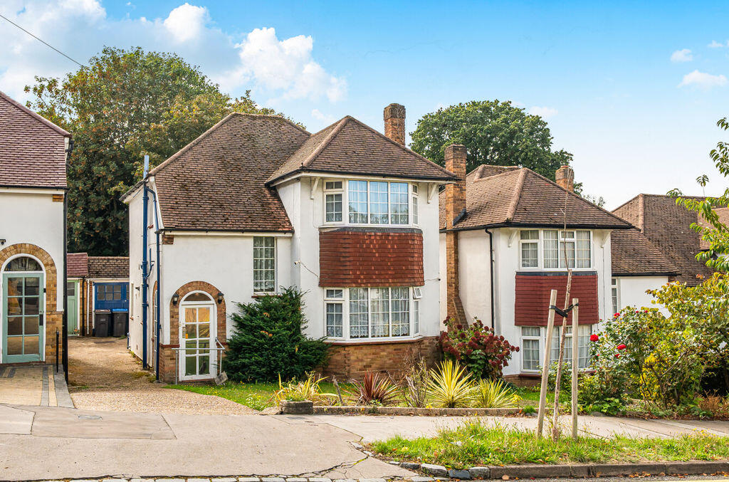 Main image of property: Raglan Court, South Croydon