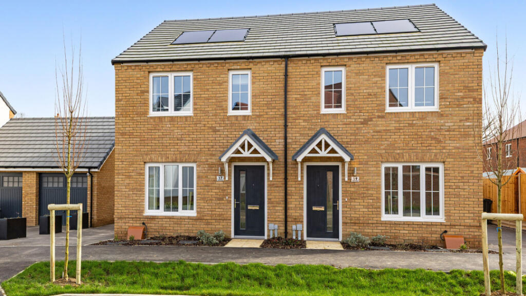 Main image of property: Bullens Green Lane, Colney Heath, AL4 0QJ