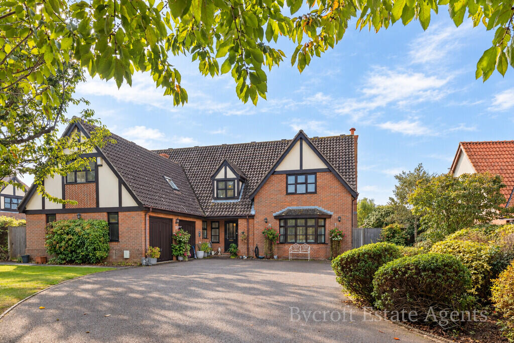 Main image of property: Hall Lane, Oulton