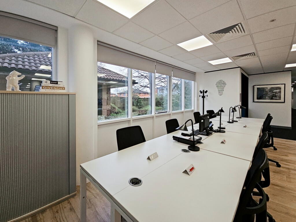 Photo 6