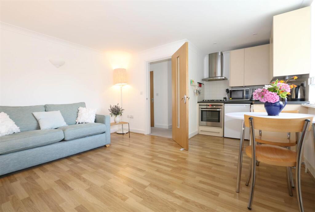 Main image of property: Thame, Oxfordshire