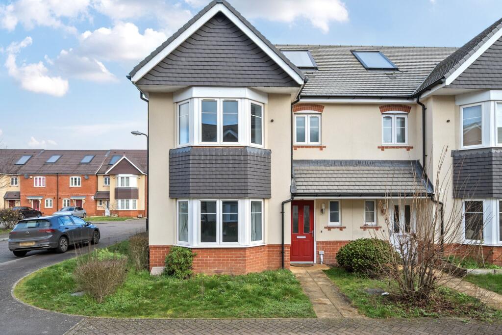 Main image of property: Oxlade Drive, Slough, Berkshire, SL3
