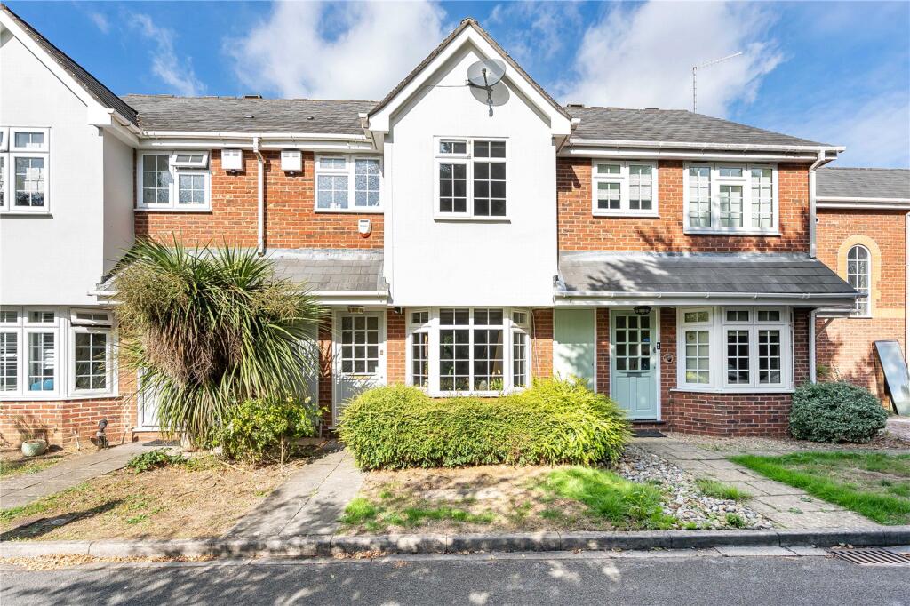 Main image of property: Ravenswood Close, Cobham, Surrey, KT11