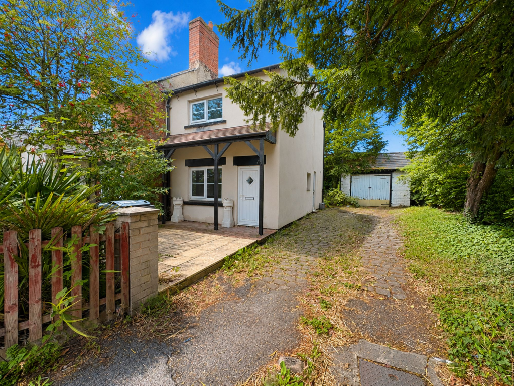 Main image of property: Liverpool Road South, Burscough, L40