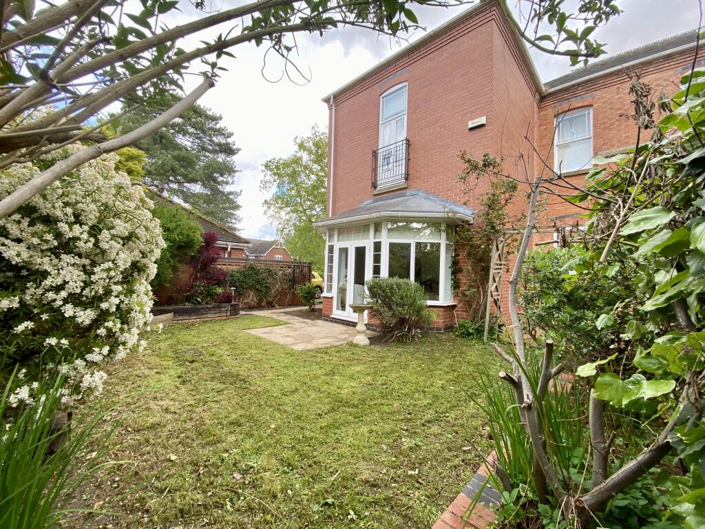 Main image of property: Shaftesbury Avenue, Upper Saxondale, Notts, NG12 2NH