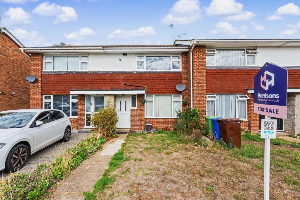 Main image of property: Wellington Road, Sittingbourne, Kent, ME10 1LU