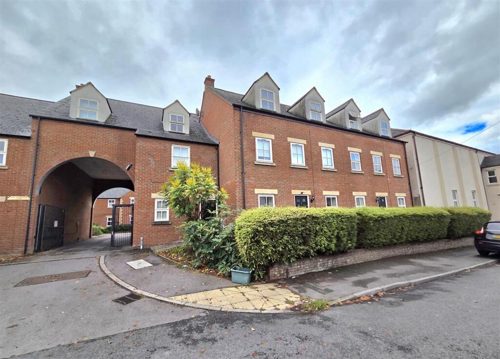 Main image of property: Archway House, Farm Street, Gloucester