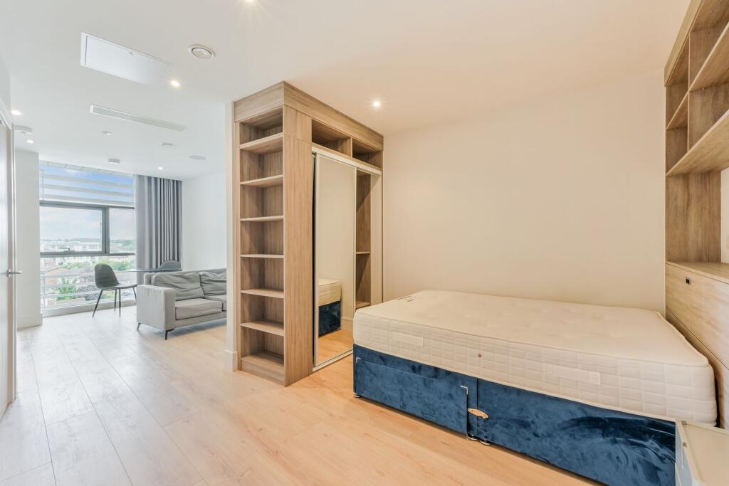 Main image of property: Aviator 2 - Residential
