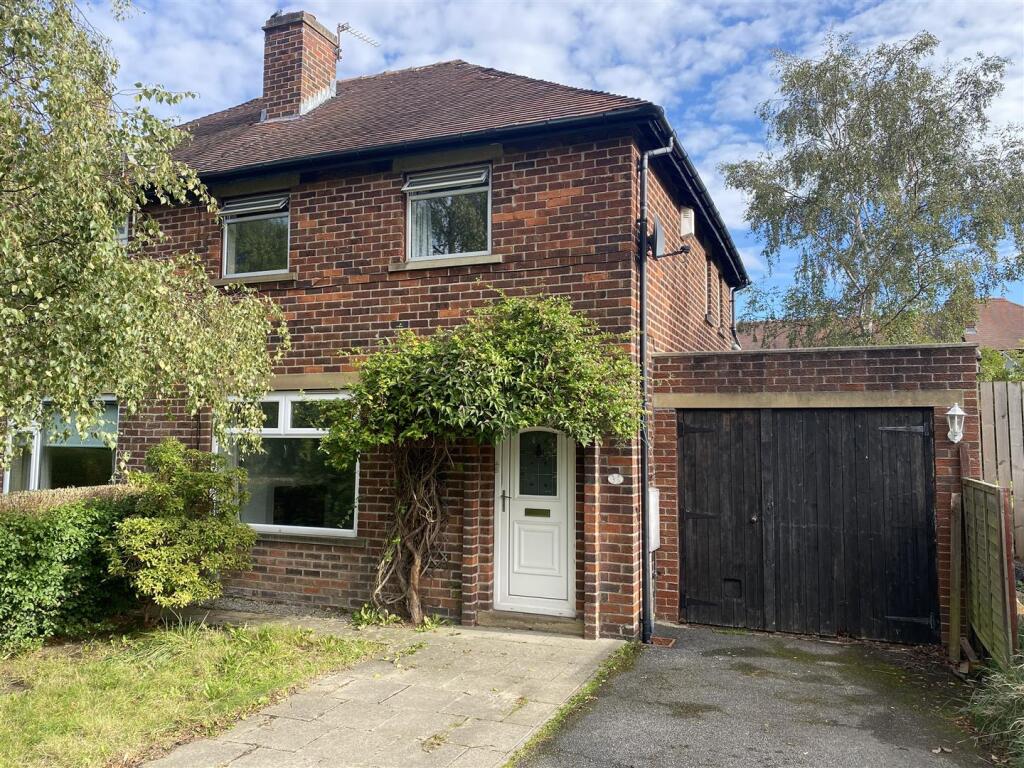 Main image of property: Shelley Lane, Huddersfield