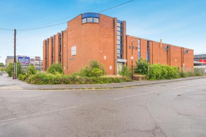 Arthur House, Petersfield Avenue, Slough, Berkshire, SL2 5DU