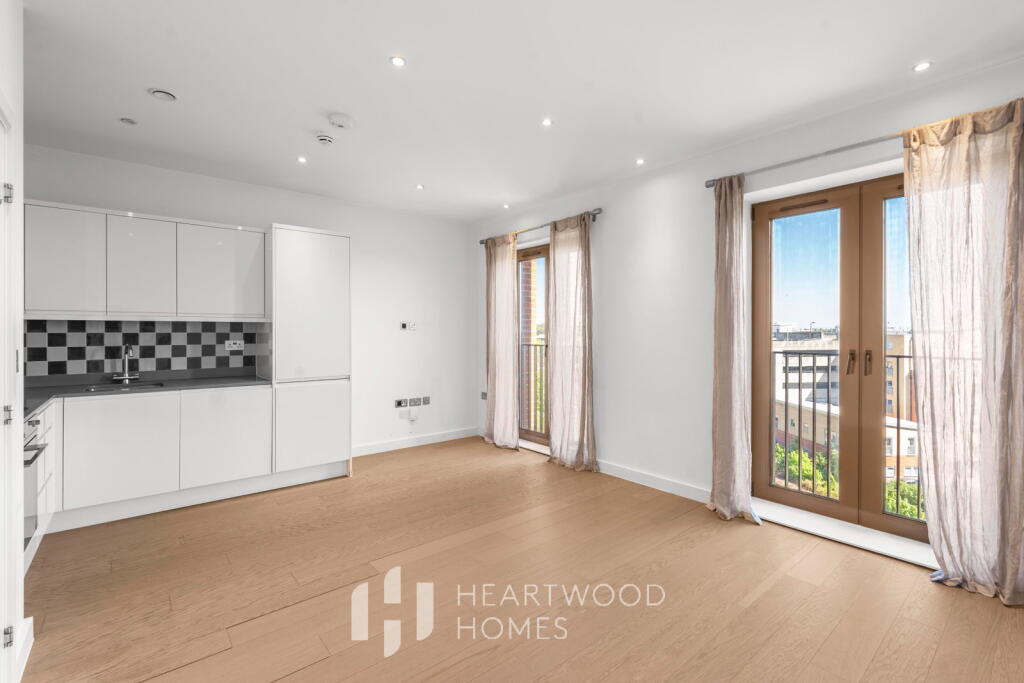 Main image of property: Ziggurat House, 25, Grosvenor Road, St. Albans, AL1 3UP