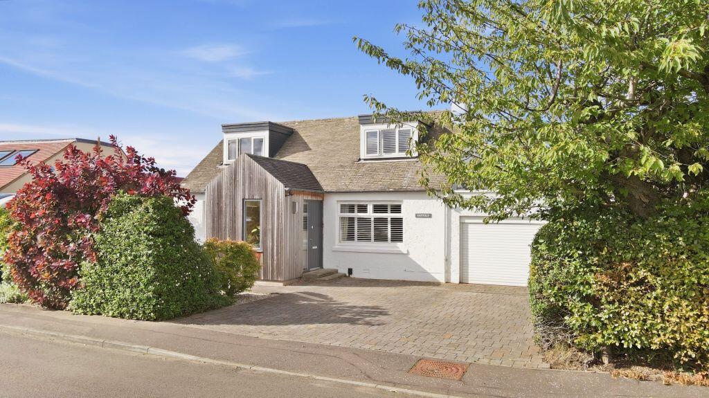 Main image of property: Eastfield, 4, Douglas Road, Longniddry, EH32 0LE
