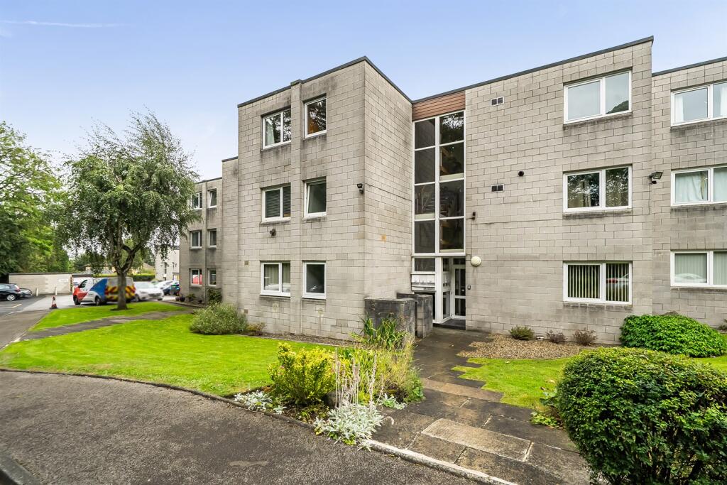 Main image of property: Lawns Hall Close, Adel