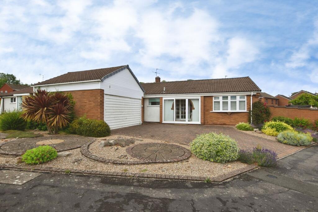 Main image of property: Eyebrook Close, Loughborough, LE11