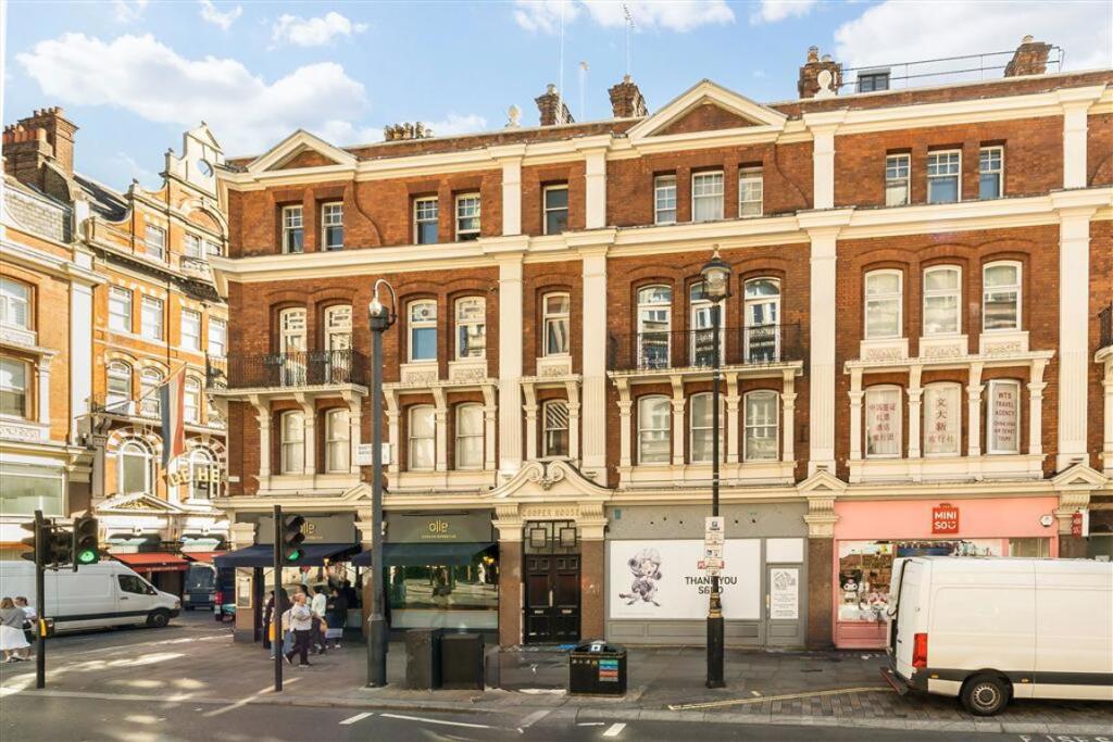Main image of property: Shaftesbury Avenue, Fitzrovia & Covent Garden