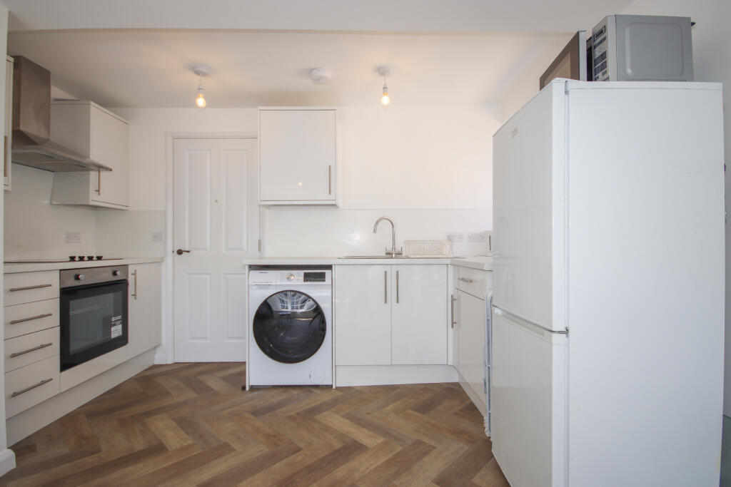 Main image of property: High Street, Milton Regis, Sittingbourne, ME10
