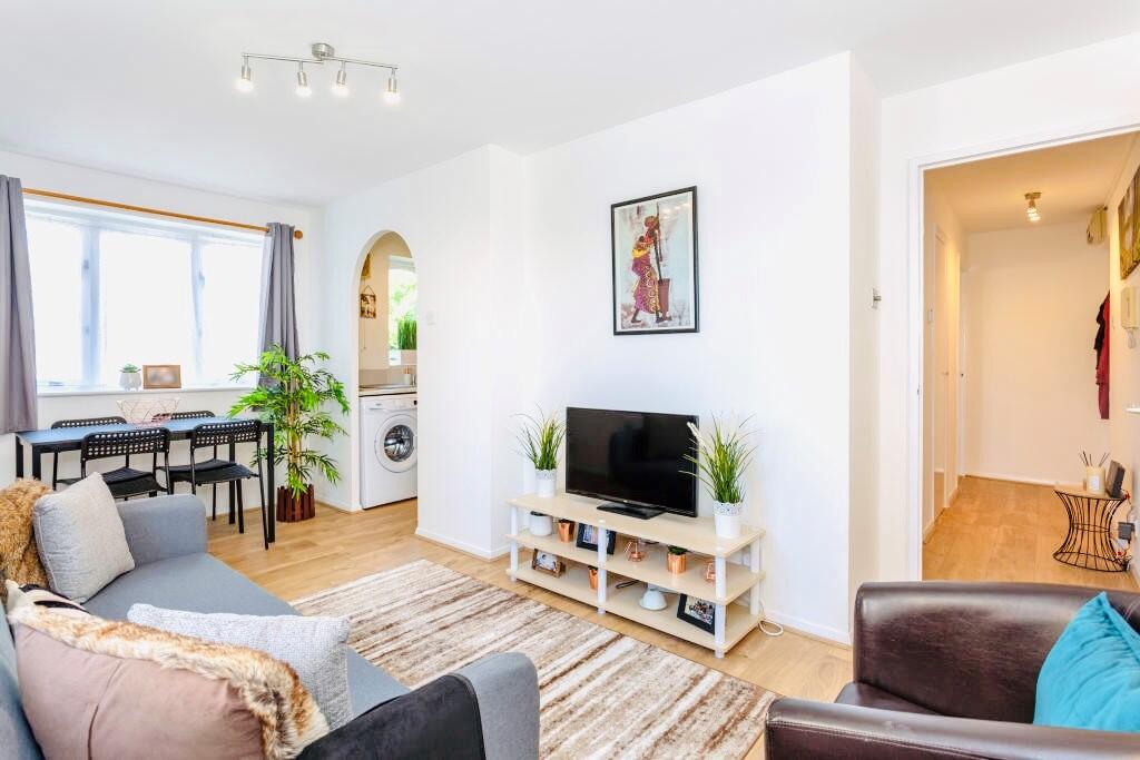 Main image of property: Greenslade, Barking, IG11