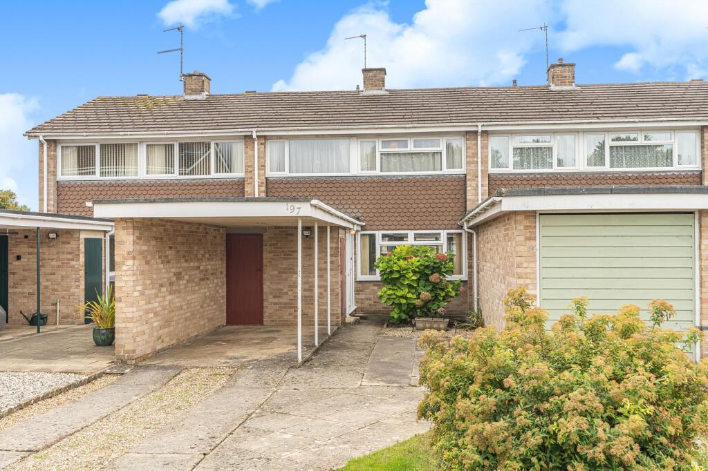 Main image of property: Moorland Road, Witney, OX28