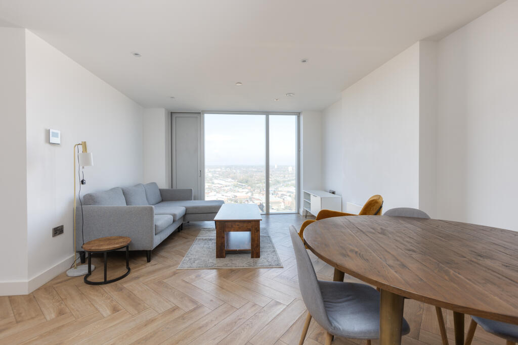 Main image of property: Anaconda cut, 100 Greengate, M3 7NG