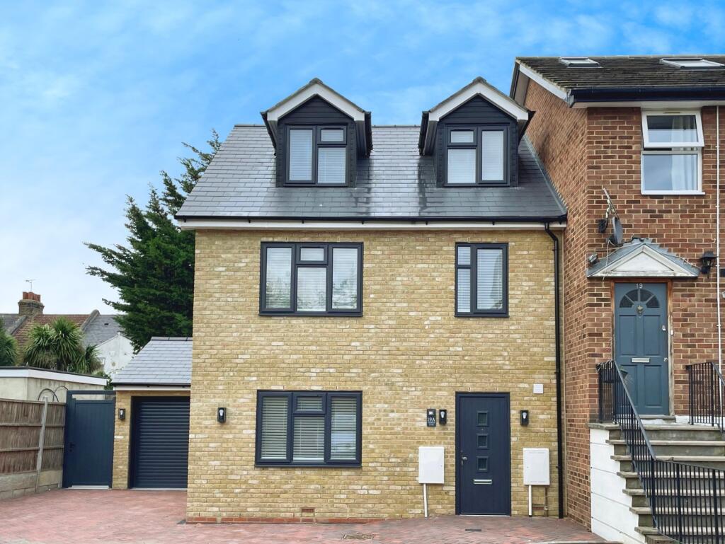 Main image of property: Verbena Close, London, E16