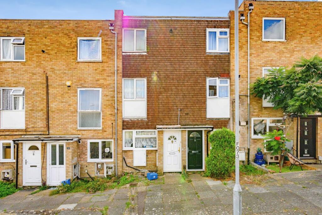 Main image of property: Brussels Way, Luton, Bedfordshire, LU3