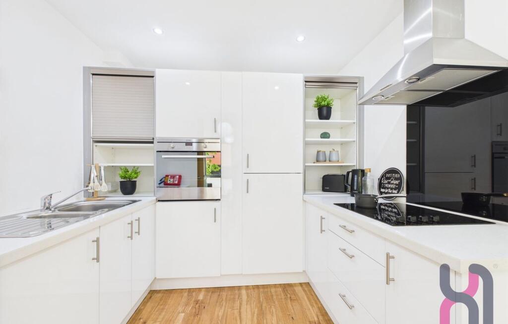 Main image of property: 11 Plaza Boulevard, Liverpool, L8