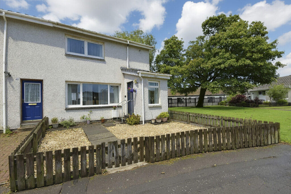 Main image of property: 40 Viewmount Crescent, Strathaven ML10 6NU