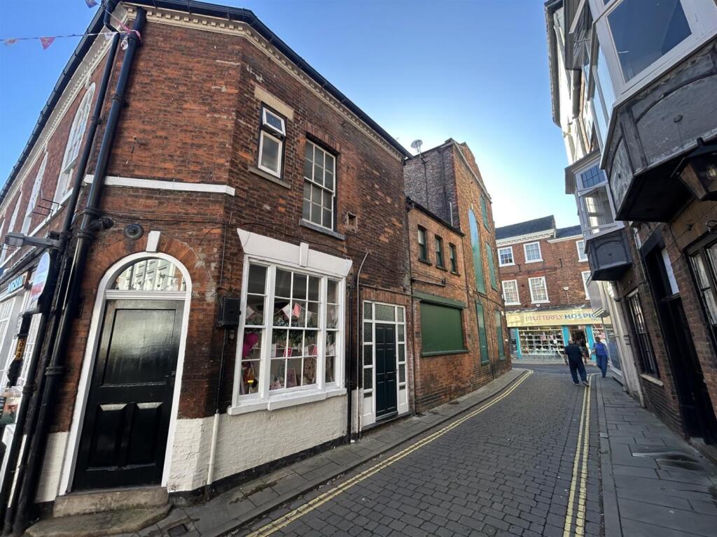 Main image of property: Mercer Row, Louth