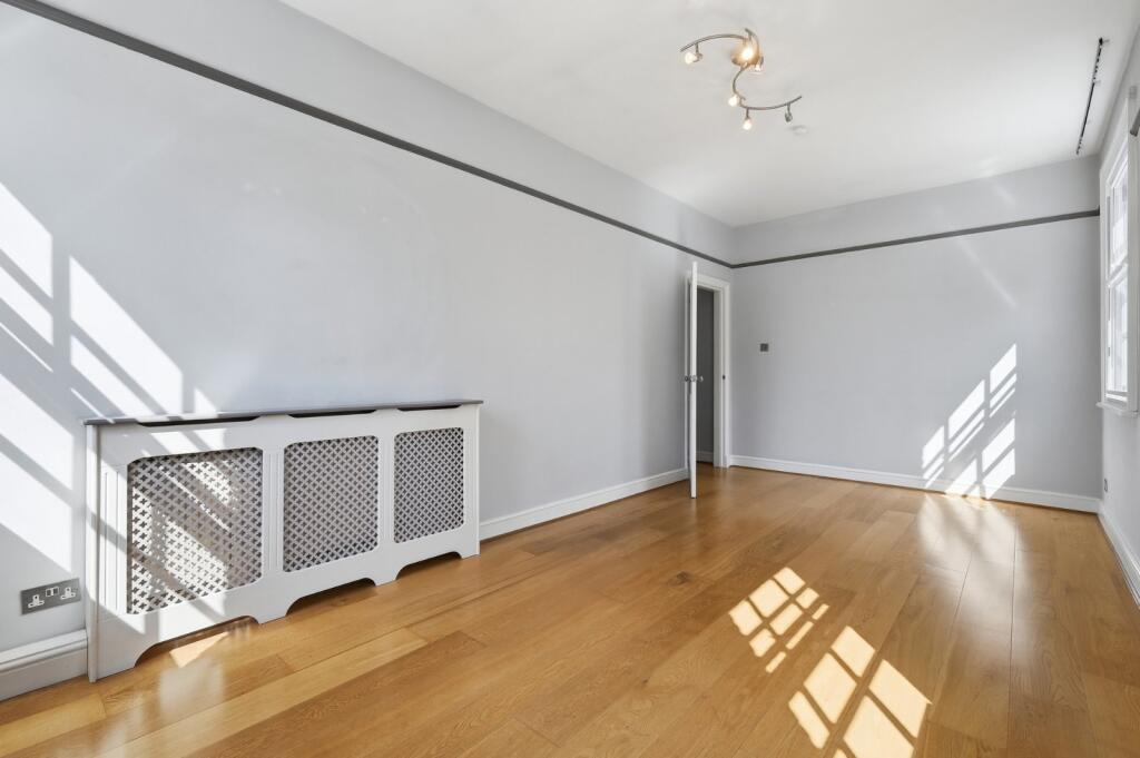 Main image of property: Pier Head, Wapping High Street, London, E1W