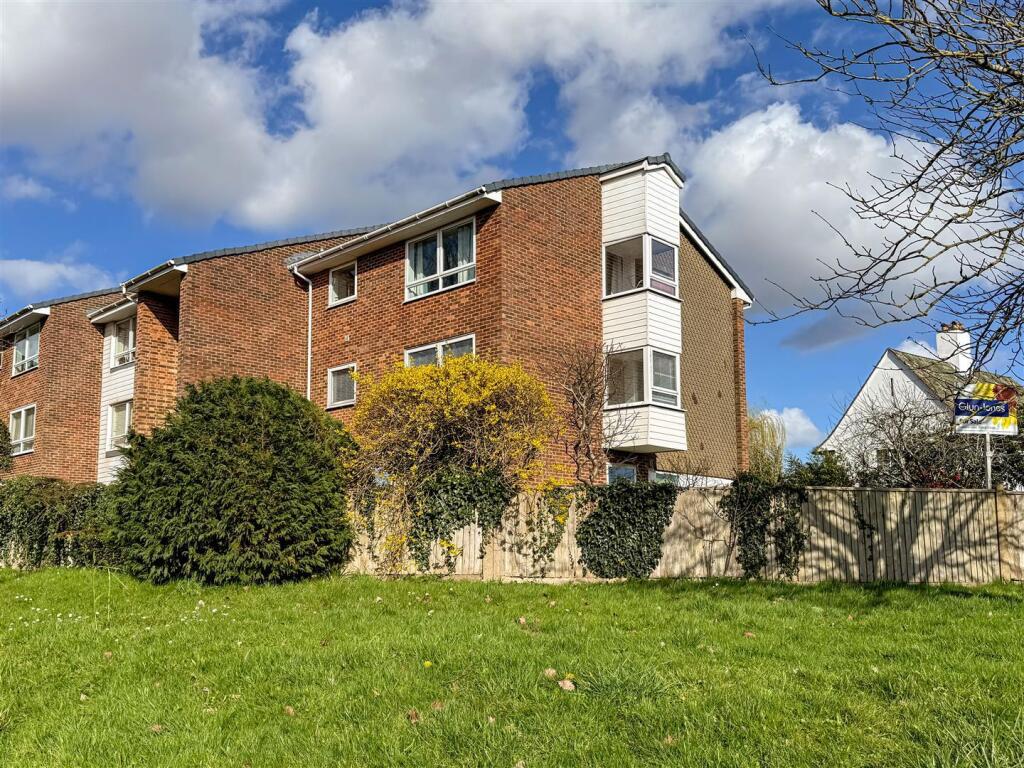 Main image of property: Summerlea Gardens, Church Street, Littlehampton