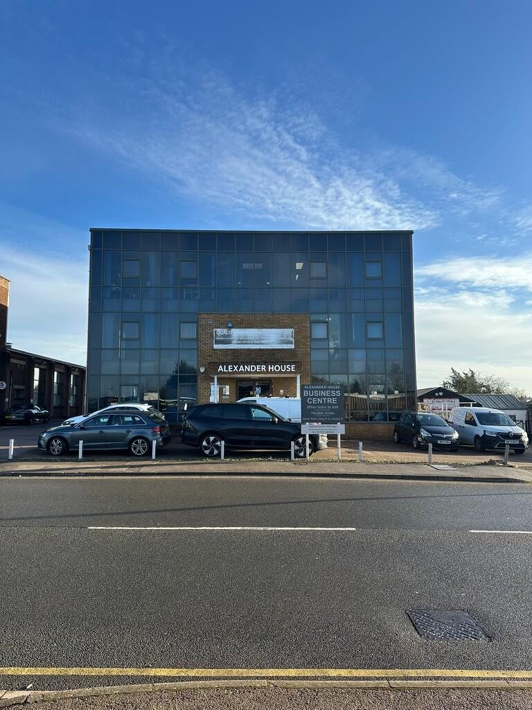 Main image of property: 40a Wilbury Way, Hitchin,SG4 0AP