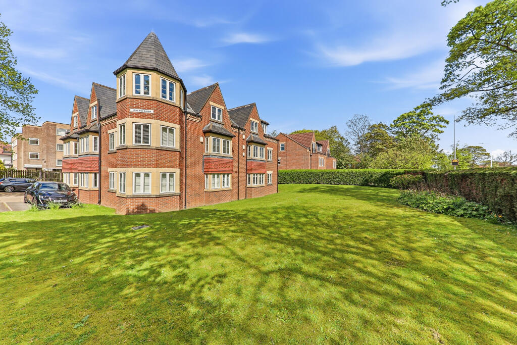 Main image of property: Street Lane, Leeds, West Yorkshire
