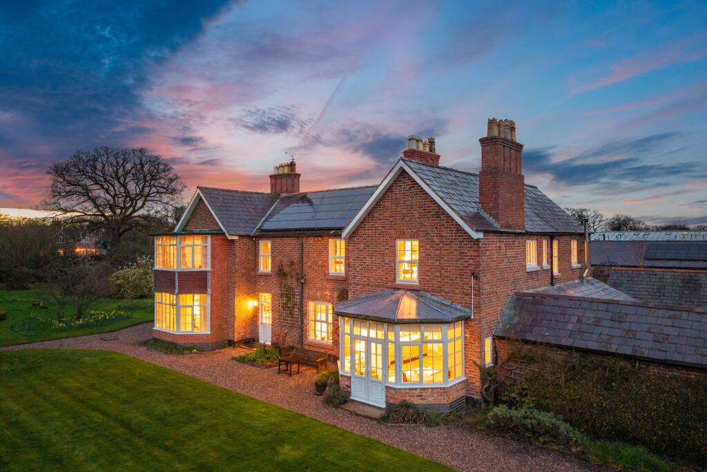 Main image of property: Picton Gorse Farm, Ash Hay Lane, Picton, Chester CH2 4JU