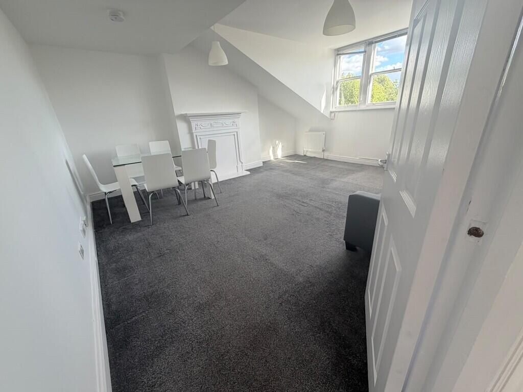 Main image of property: Cavendish Road, NW2, London