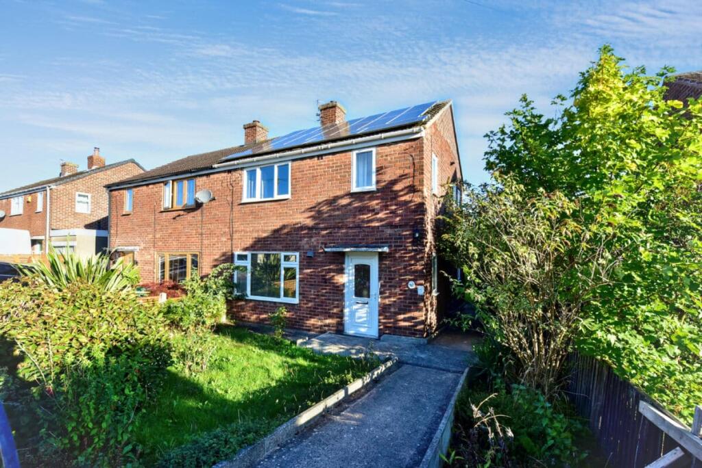 Main image of property: 40 Springvale Road, Brimington, S43 1HF