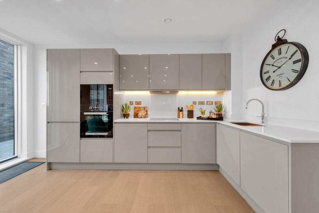 Main image of property: Flat 82 Bookbinder Point, Acton, W3