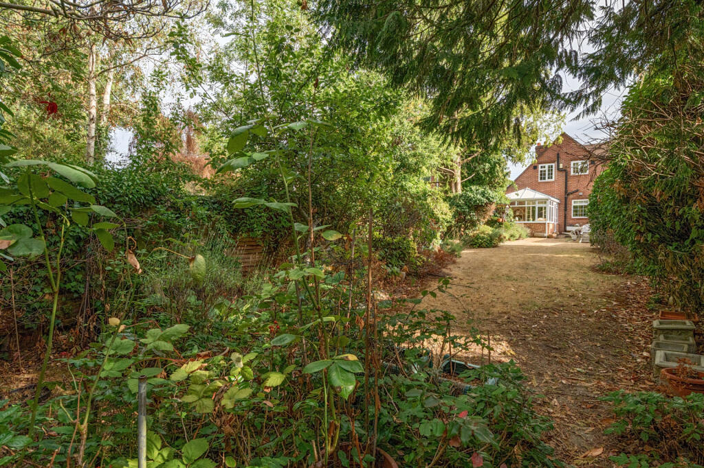 Main image of property: Cressingham Road, Reading