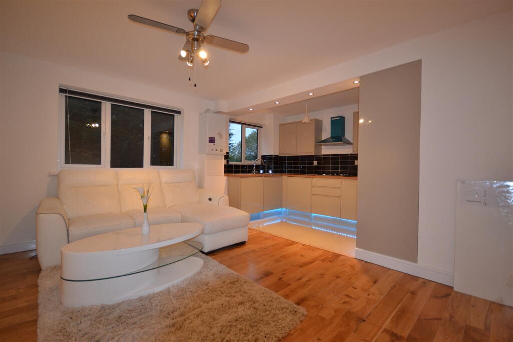 Main image of property: One Bedroom Flat To Let, Green Pond Close, Walthamstow, E17 - £1,550 PCM