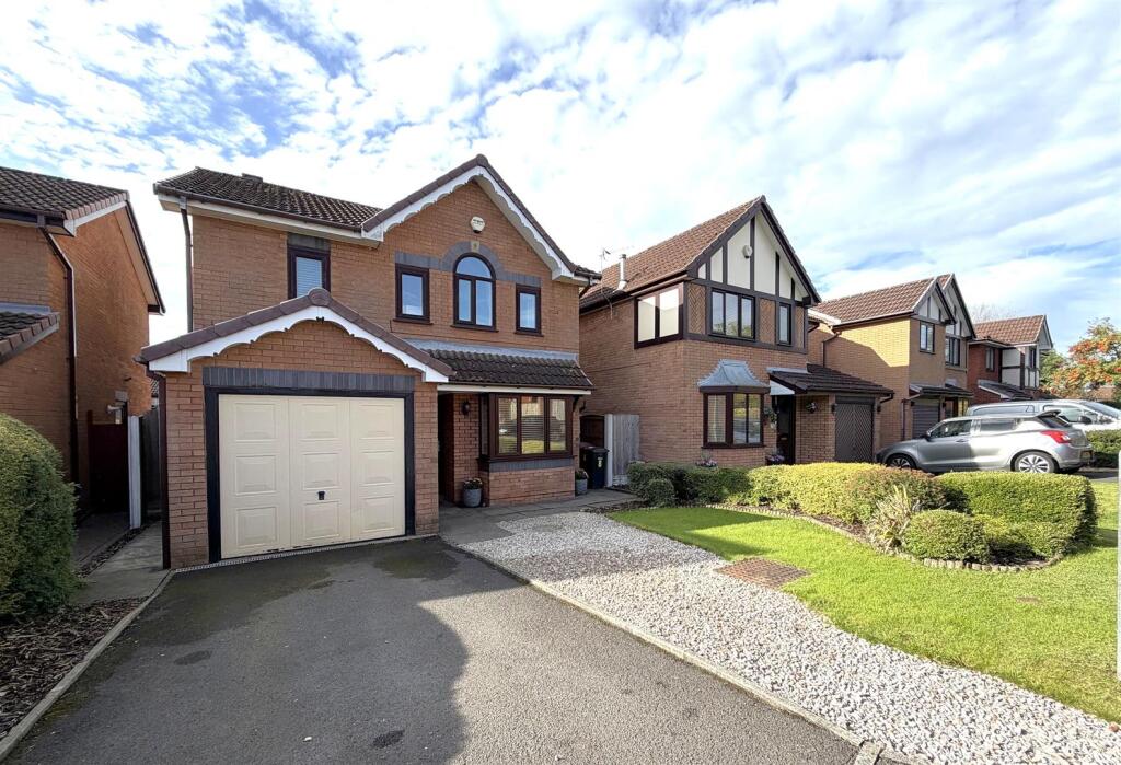 Main image of property: Montfort Close, Westhoughton, Bolton