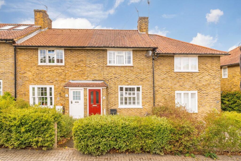 Main image of property: Sunnymead Road, Putney