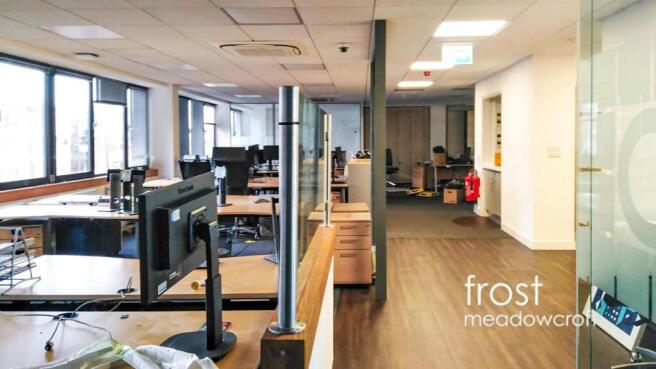 Oxford  Cambridge Hse Upper Richmond Rd Putney Office 2.jpg