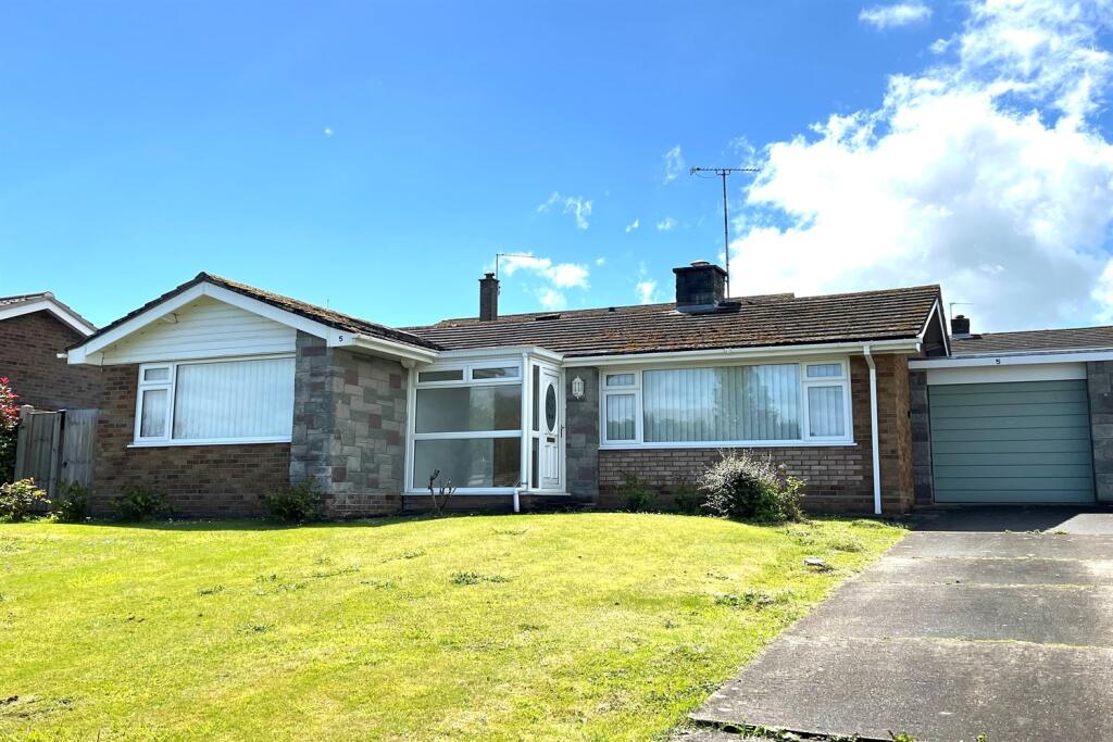 Main image of property: Habgood Close, Acle, Norwich, NR13