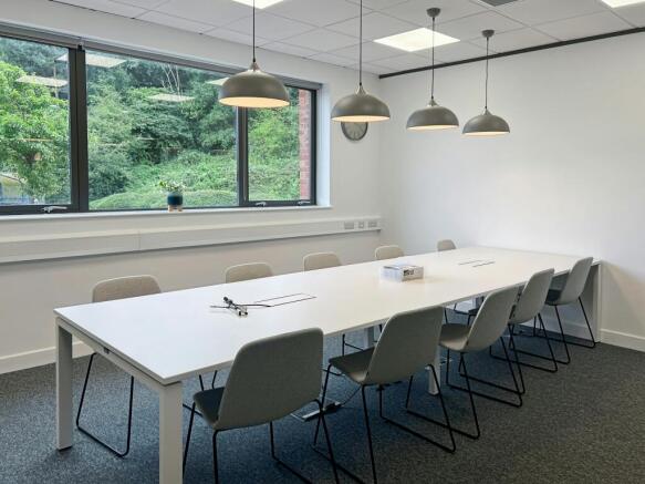 Regus_Leamington Spa_UK_Centre 7855_Co-working 1.jpg